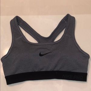 Nike Pro Sports Bra